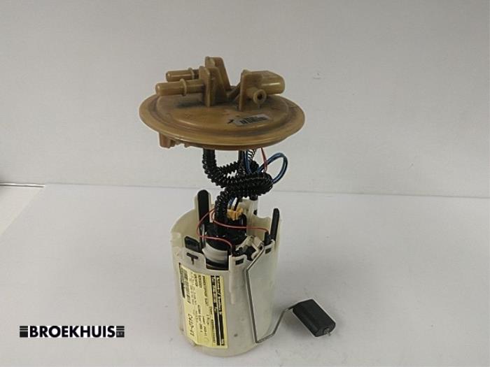 Gebruikte Tank element Pomp Mercedes Sprinter 3,5t (906.63) 311 CDI 16V Prijs € 36,30 Inclusief btw aangeboden door Autobedrijf Broekhuis B.V.