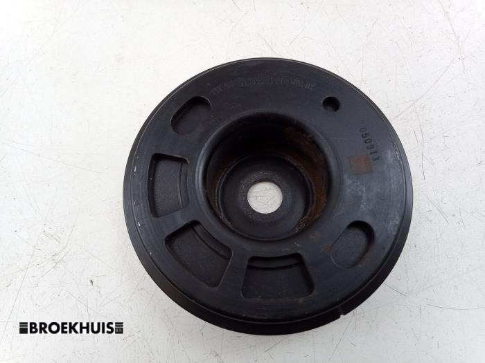 Gebruikte Krukas Poelie Volkswagen Polo VI (AW1) 1.0 TSI 12V Prijs € 30,00 Margeregeling aangeboden door Autobedrijf Broekhuis B.V.