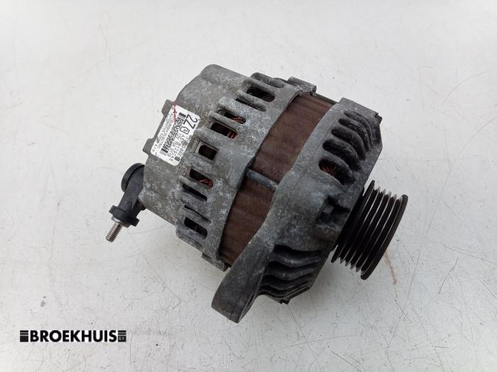 Gebruikte Dynamo Suzuki Splash 1.0 12V Prijs € 30,00 Margeregeling aangeboden door Autobedrijf Broekhuis B.V.