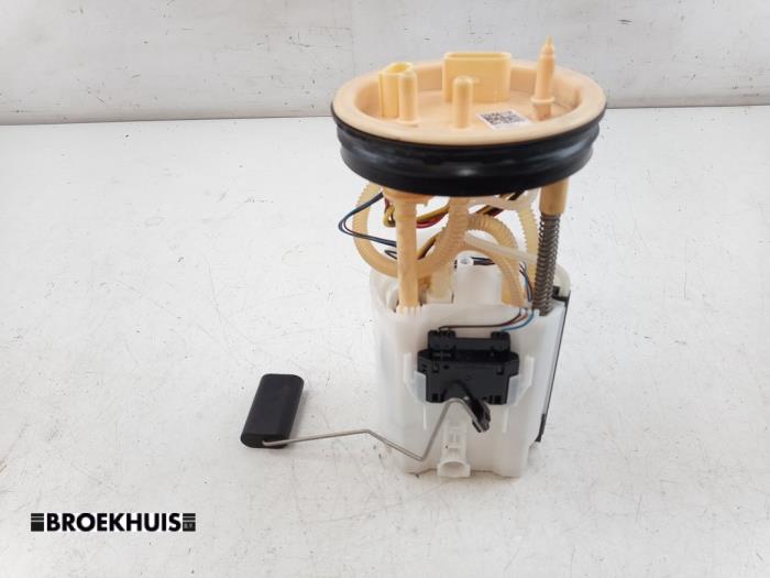 Gebruikte Tank element Pomp Volkswagen Transporter T6 2.0 TDI 204 Prijs € 145,20 Inclusief btw aangeboden door Autobedrijf Broekhuis B.V.