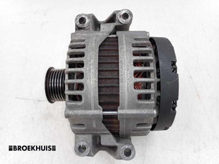 Gebruikte Dynamo Mercedes S (W221) 3.5 S-350 24V Prijs € 150,00 Margeregeling aangeboden door Autobedrijf Broekhuis B.V.
