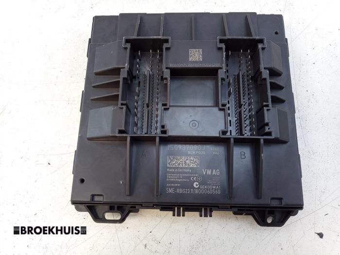 Gebruikte Computer Body Control Volkswagen Up! (121) 1.0 12V EcoFuel Prijs € 100,00 Margeregeling aangeboden door Autobedrijf Broekhuis B.V.