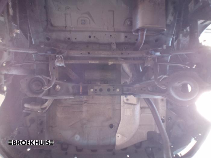 Gebruikte Subframe Ford Focus 3 1.0 Ti-VCT EcoBoost 12V 100 Prijs € 60,00 Margeregeling aangeboden door Autobedrijf Broekhuis B.V.
