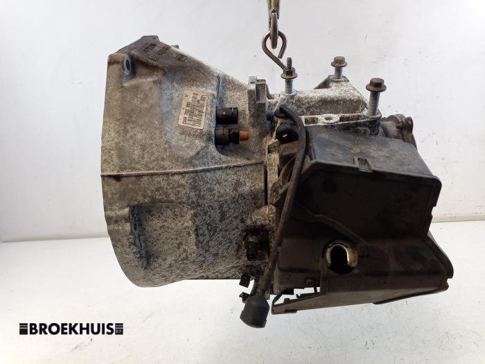 Gebruikte Versnellingsbak Ford Focus 3 1.0 Ti-VCT EcoBoost 12V 100 Prijs € 450,00 Margeregeling aangeboden door Autobedrijf Broekhuis B.V.