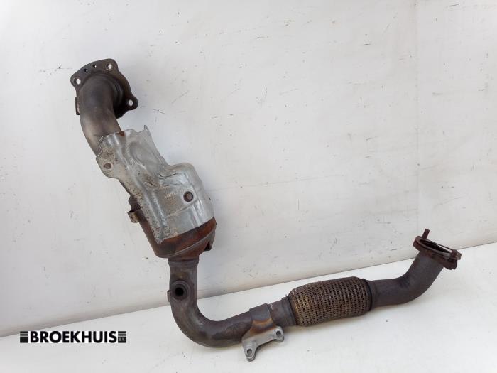 Gebruikte Katalysator Ford Focus 3 1.0 Ti-VCT EcoBoost 12V 100 Prijs € 180,00 Margeregeling aangeboden door Autobedrijf Broekhuis B.V.