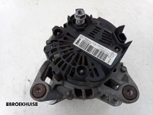 Dynamo van een Renault Twingo II (CN) 1.2 16V 2011
