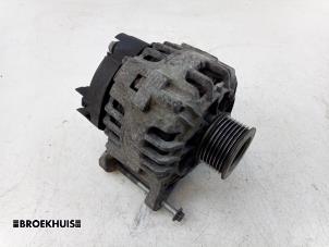 Dynamo van een Renault Twingo II (CN) 1.2 16V 2011