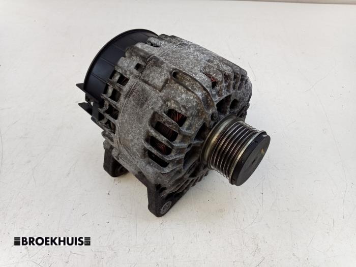 Gebruikte Dynamo Mercedes Citan (415.6) 1.5 108 CDI Euro 6 Prijs € 60,50 Inclusief btw aangeboden door Autobedrijf Broekhuis B.V.