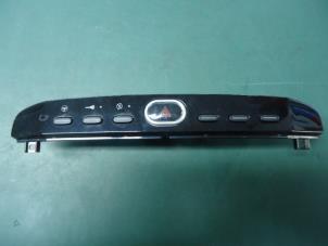 Gebruikte Schakelaar Fiat Punto Evo (199) 1.3 JTD Multijet 85 16V Prijs € 10,00 Margeregeling aangeboden door Autobedrijf Broekhuis B.V.