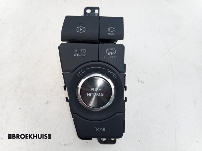 Gebruikte Schakelaar handrem Toyota RAV4 (A5) 2.5 Plug-in Hybrid 16V AWD Prijs € 95,00 Margeregeling aangeboden door Autobedrijf Broekhuis B.V.