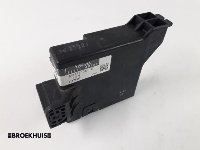 Gebruikte Koeling Module Toyota Yaris II (P9) 1.4 D-4D Prijs € 25,00 Margeregeling aangeboden door Autobedrijf Broekhuis B.V.