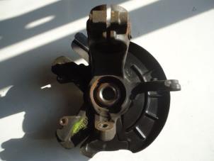 Gebruikte Asschenkel rechts-voor Skoda Fabia II (5J) 1.4 TDI 70 Prijs € 25,00 Margeregeling aangeboden door Autobedrijf Broekhuis B.V.