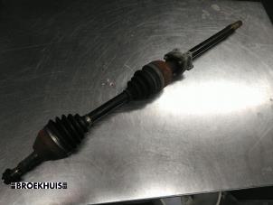 Gebruikte Steekas rechts-voor Opel Zafira (M75) 1.7 CDTi 16V Prijs € 25,00 Margeregeling aangeboden door Autobedrijf Broekhuis B.V.