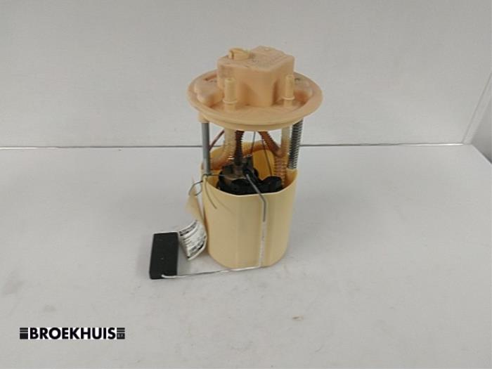 Gebruikte Tank element Pomp Fiat Punto Evo (199) 1.3 JTD Multijet 85 16V Euro 5 Prijs € 22,50 Margeregeling aangeboden door Autobedrijf Broekhuis B.V.