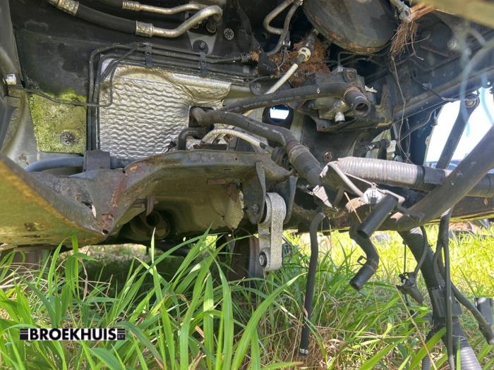Gebruikte Subframe Ford Mondeo III Wagon 1.8 16V Prijs € 50,00 Margeregeling aangeboden door Autobedrijf Broekhuis B.V.