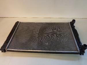 Gebruikte Radiateur Volkswagen Passat Variant (3B6) 1.8 Turbo 20V Prijs € 25,00 Margeregeling aangeboden door Autobedrijf Broekhuis B.V.