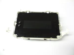 Gebruikte Display Interieur Ford Fiesta 6 (JA8) 1.25 16V Prijs € 35,00 Margeregeling aangeboden door Autobedrijf Broekhuis B.V.