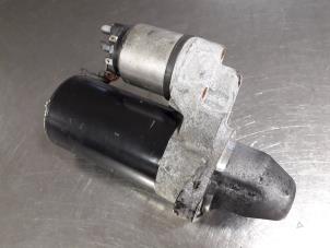 Gebruikte Startmotor Opel Astra J Sports Tourer (PD8/PE8/PF8) 1.3 CDTI 16V ecoFlex Prijs € 25,00 Margeregeling aangeboden door Autobedrijf Broekhuis B.V.