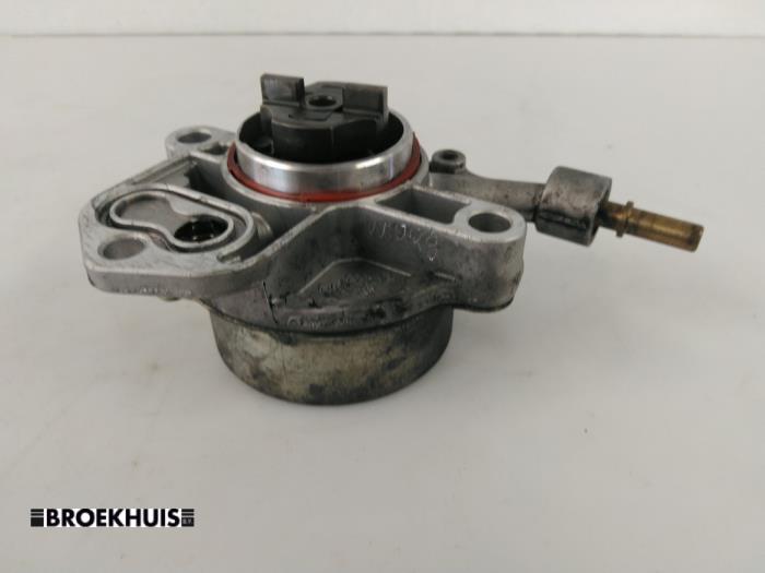 Gebruikte Vacuumpomp (Diesel) Fiat Scudo (220Z) 2.0 JTD Prijs € 20,00 Margeregeling aangeboden door Autobedrijf Broekhuis B.V.