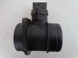 Gebruikte Luchtmassameter Kia Cerato 2.0 CRDi 16V Prijs € 35,00 Margeregeling aangeboden door Autobedrijf Broekhuis B.V.