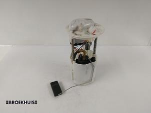 Gebruikte Tank element Pomp Suzuki Swift (ZA/ZC/ZD1/2/3/9) 1.3 VVT 16V Prijs € 20,00 Margeregeling aangeboden door Autobedrijf Broekhuis B.V.