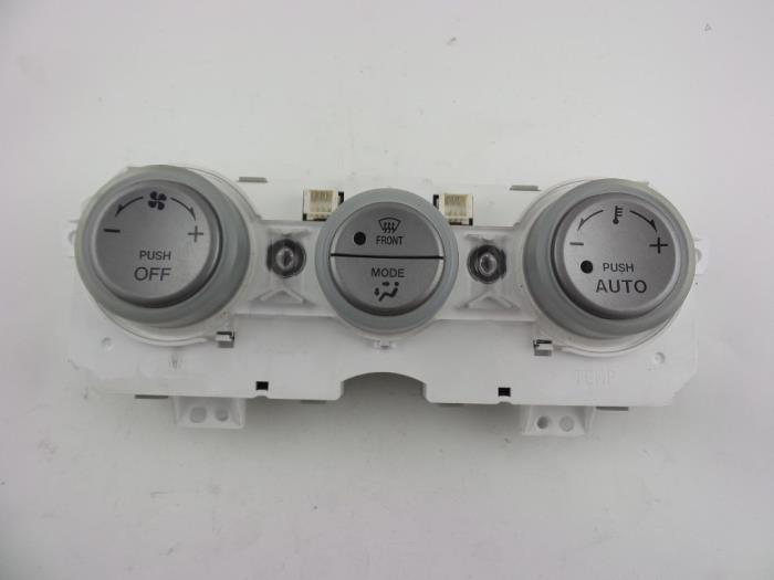 Heater control panel Mazda 6.