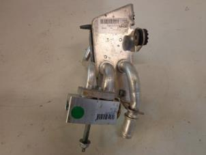 Gebruikte Warmtewisselaar Opel Ampera 1.4 16V Prijs € 50,00 Margeregeling aangeboden door Autobedrijf Broekhuis B.V.