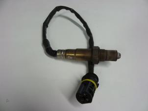 Gebruikte Lambda Sonde Mercedes E (W211) 5.0 E-500 V8 24V Prijs € 10,00 Margeregeling aangeboden door Autobedrijf Broekhuis B.V.