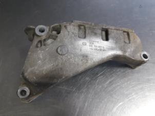 Gebruikte Motorrubber Volkswagen Transporter T5 2.0 TDI DRF Prijs € 18,15 Inclusief btw aangeboden door Autobedrijf Broekhuis B.V.