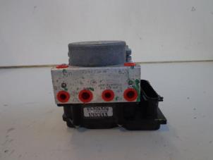 Gebruikte ABS Pomp Dacia Logan MCV I (KS) 1.5 dCi Prijs € 35,00 Margeregeling aangeboden door Autobedrijf Broekhuis B.V.