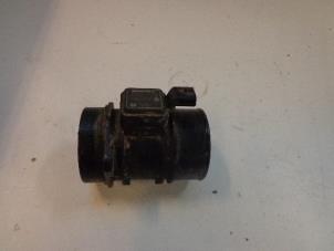 Gebruikte Luchtmassameter Renault Grand Scénic III (JZ) 1.5 dCi 110 Prijs € 15,00 Margeregeling aangeboden door Autobedrijf Broekhuis B.V.