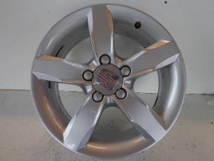 Gebruikte Velg Seat Leon (1P1) 1.9 TDI 105 Prijs € 45,00 Margeregeling aangeboden door Autobedrijf Broekhuis B.V.