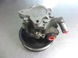 Gebruikte Stuurpomp Audi A4 Avant (B7) 2.7 TDI V6 24V Prijs € 40,00 Margeregeling aangeboden door Autobedrijf Broekhuis B.V.