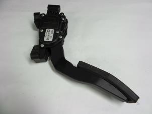 Gebruikte Gaspedaal Saab 9-3 Sport Estate (YS3F) 1.9 TiD Prijs € 25,00 Margeregeling aangeboden door Autobedrijf Broekhuis B.V.