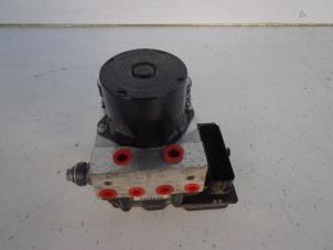 Gebruikte ABS Pomp Seat Ibiza IV (6J5) 1.2 TDI Ecomotive Prijs € 50,00 Margeregeling aangeboden door Autobedrijf Broekhuis B.V.