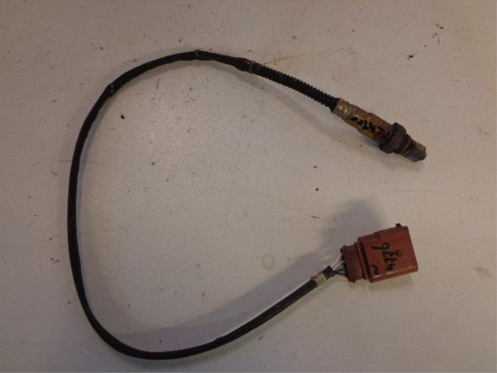 Lambda Sonde van een Volkswagen Passat Variant (3B6) 1.8 Turbo 20V 2000