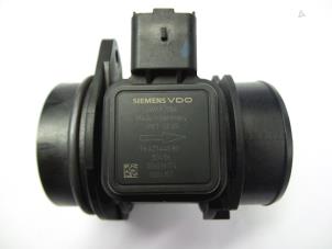 Gebruikte Luchtmassameter Peugeot 206 (2A/C/H/J/S) 1.4 HDi Prijs € 25,00 Margeregeling aangeboden door Autobedrijf Broekhuis B.V.