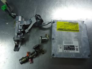 Gebruikte Inspuitcomputer Daihatsu Charade (G200/203) 1.5 SG,SR 16V MPI Valera Prijs € 25,00 Margeregeling aangeboden door Autobedrijf Broekhuis B.V.