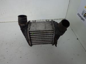 Gebruikte Intercooler Volkswagen Golf III Variant (1H5) 1.9 TDI Prijs € 30,00 Margeregeling aangeboden door Autobedrijf Broekhuis B.V.