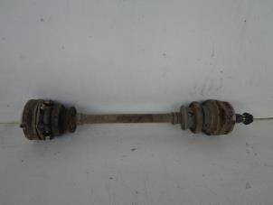 Gebruikte Steekas rechts-achter Mercedes C (W203) 2.2 C-220 CDI 16V Prijs € 20,00 Margeregeling aangeboden door Autobedrijf Broekhuis B.V.