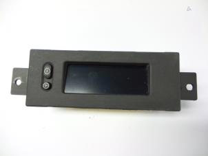 Gebruikte Display Interieur Opel Meriva 1.8 16V Prijs € 15,00 Margeregeling aangeboden door Autobedrijf Broekhuis B.V.