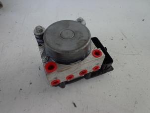 Gebruikte ABS Pomp Fiat Fiorino (225) 1.3 JTD 16V Multijet Prijs € 60,50 Inclusief btw aangeboden door Autobedrijf Broekhuis B.V.