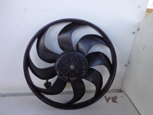 Gebruikte Koelvin Motor Ford Focus 3 Wagon 1.6 TDCi ECOnetic Prijs € 45,00 Margeregeling aangeboden door Autobedrijf Broekhuis B.V.