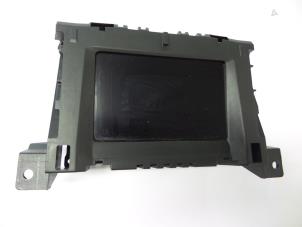 Gebruikte Display Interieur Opel Zafira (M75) 1.9 CDTI Prijs € 25,00 Margeregeling aangeboden door Autobedrijf Broekhuis B.V.