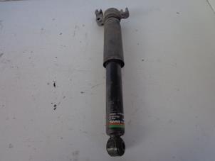 Gebruikte Schokbreker set Saab 9-3 Sport Estate (YS3F) 1.9 TiD Prijs € 30,00 Margeregeling aangeboden door Autobedrijf Broekhuis B.V.