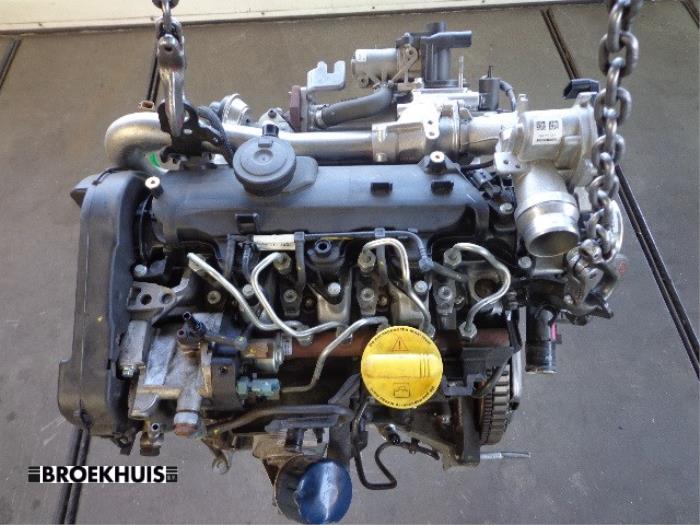 Gebruikte Motor Renault Clio III (BR/CR) 1.5 dCi FAP Prijs € 450,00 Margeregeling aangeboden door Autobedrijf Broekhuis B.V.