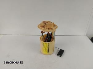 Gebruikte Tank element Pomp Fiat Punto Evo (199) 1.3 JTD Multijet 85 16V Euro 5 Prijs € 22,50 Margeregeling aangeboden door Autobedrijf Broekhuis B.V.