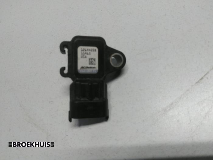 Gebruikte Map Sensor (inlaatspruitstuk) Opel Astra J (PC6/PD6/PE6/PF6) 1.4 16V ecoFLEX Prijs € 15,00 Margeregeling aangeboden door Autobedrijf Broekhuis B.V.