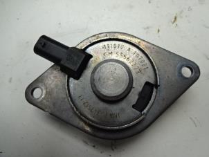 Gebruikte Nokkenas Sensor Opel Astra J (PC6/PD6/PE6/PF6) 1.4 16V ecoFLEX Prijs € 20,00 Margeregeling aangeboden door Autobedrijf Broekhuis B.V.