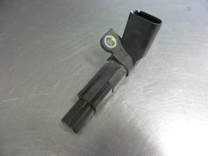 Gebruikte Krukas sensor Volkswagen Fox (5Z) 1.2 Prijs € 15,00 Margeregeling aangeboden door Autobedrijf Broekhuis B.V.